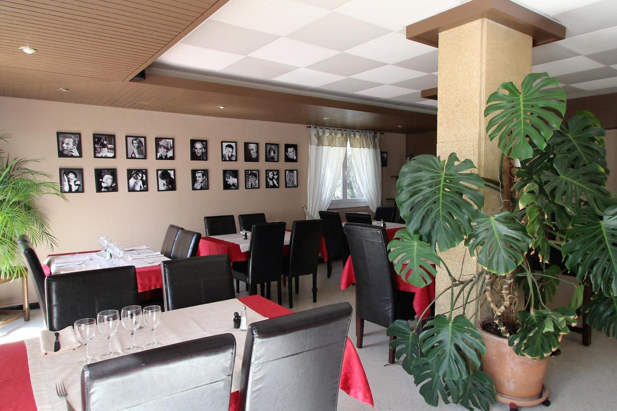 Hotel Le Valaurie Saint-Nazaire  Εξωτερικό φωτογραφία