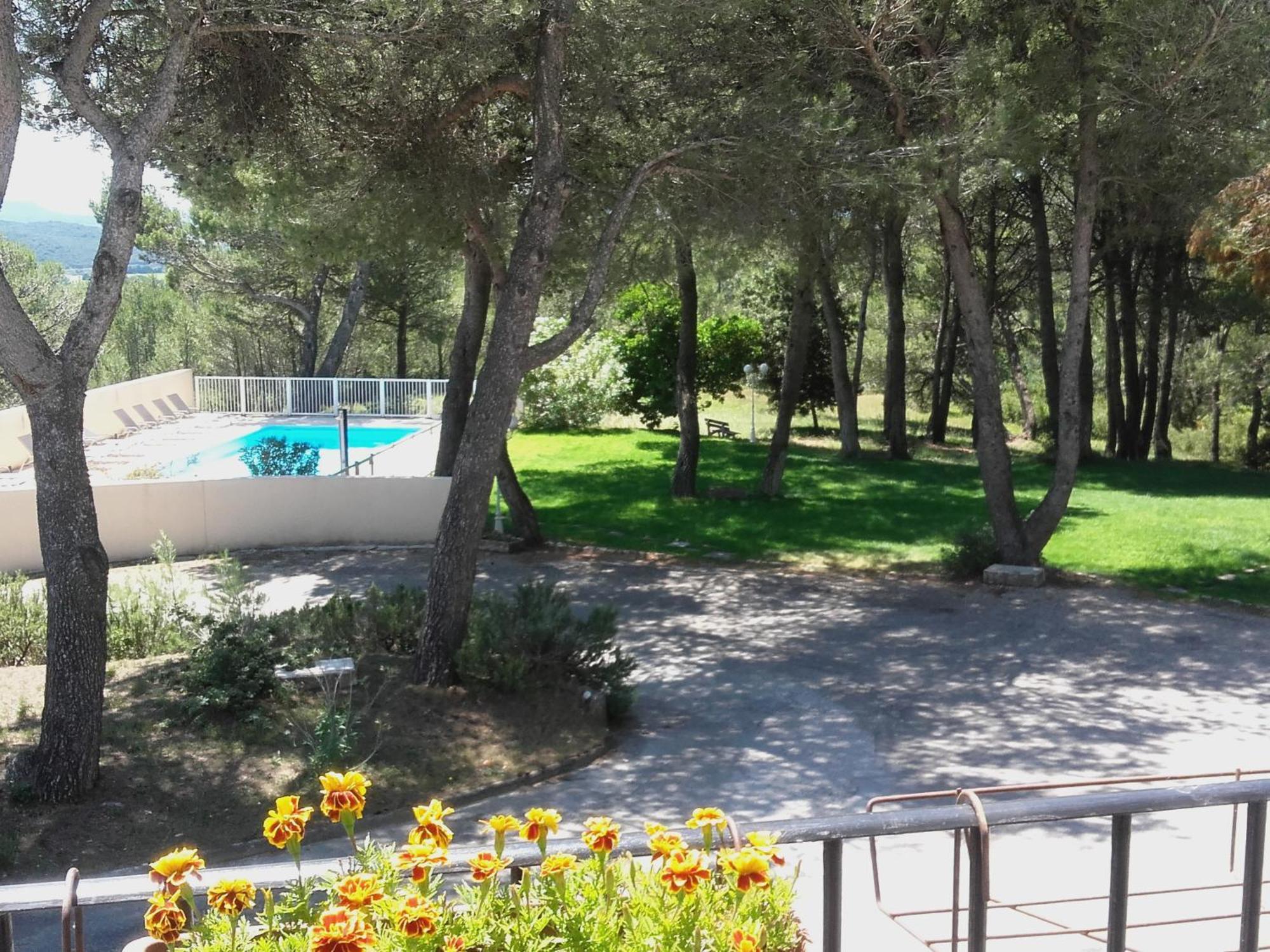 Hotel Le Valaurie Saint-Nazaire  Εξωτερικό φωτογραφία