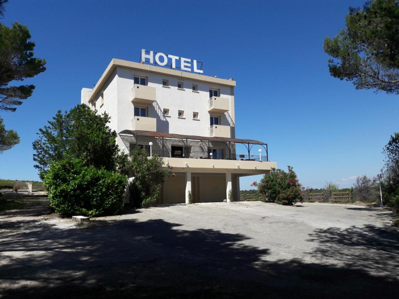 Hotel Le Valaurie Saint-Nazaire  Εξωτερικό φωτογραφία