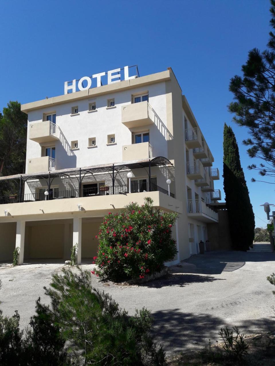 Hotel Le Valaurie Saint-Nazaire  Εξωτερικό φωτογραφία
